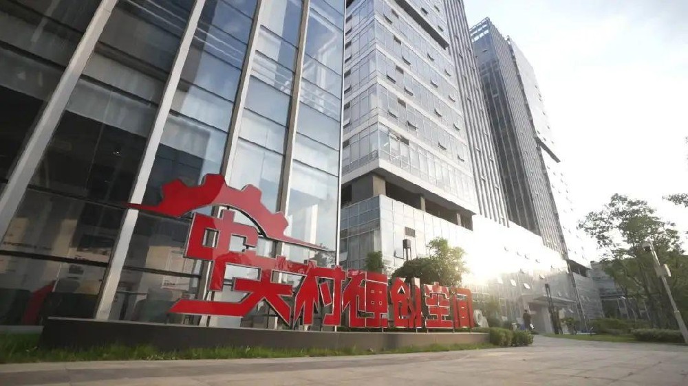 �Ƽ��������죺�йش�Ӳ���ռ���ͨ��HAPPY8����8�Ƽ�Я�ִ��쾫�ܼ���±��